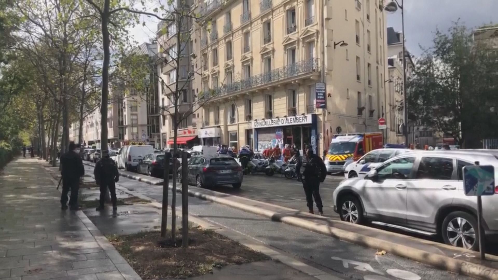 巴黎有人持刀刺傷兩人　疑犯被捕