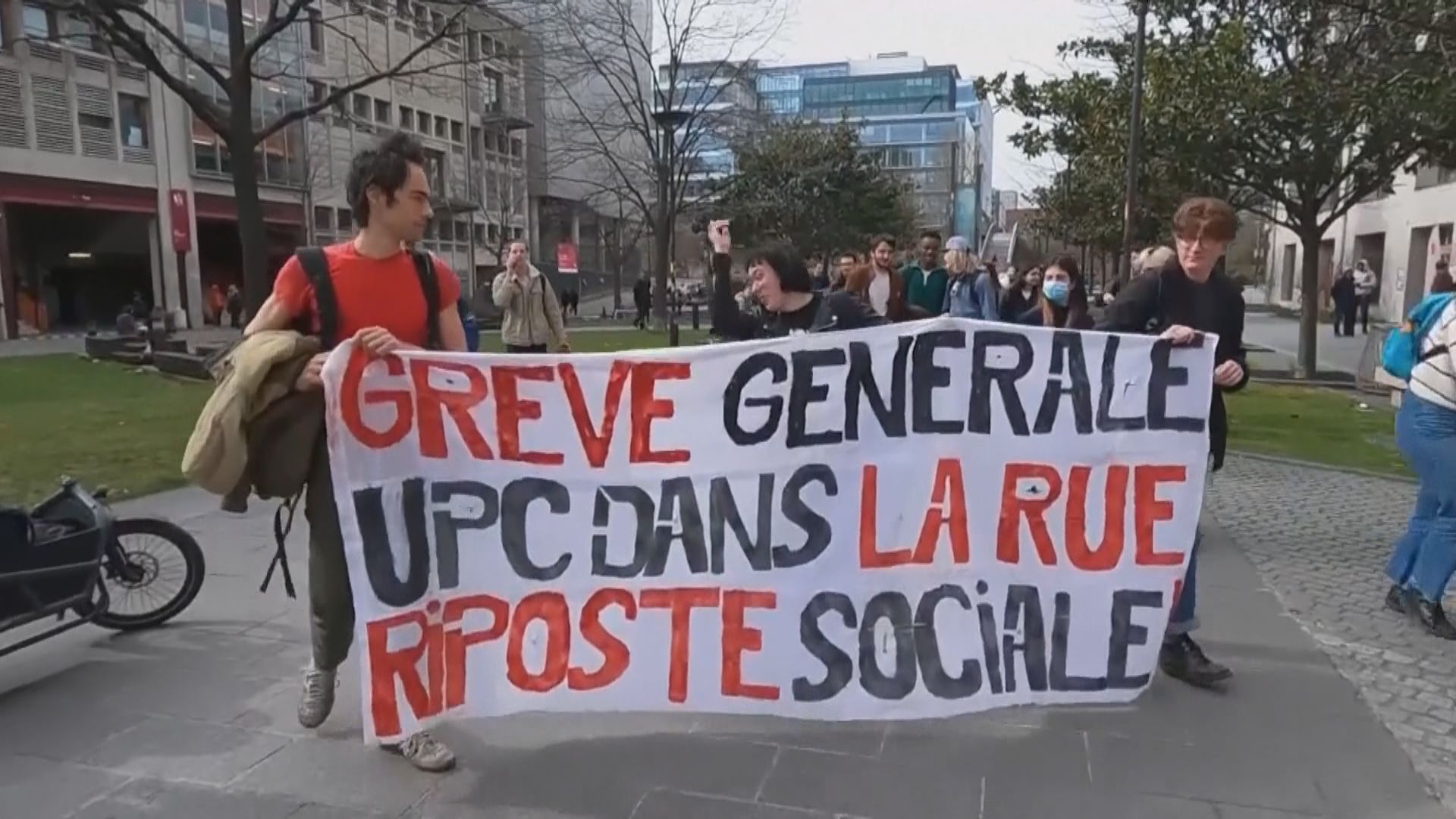 法國反對派提不信任政府動議　料下周初表決