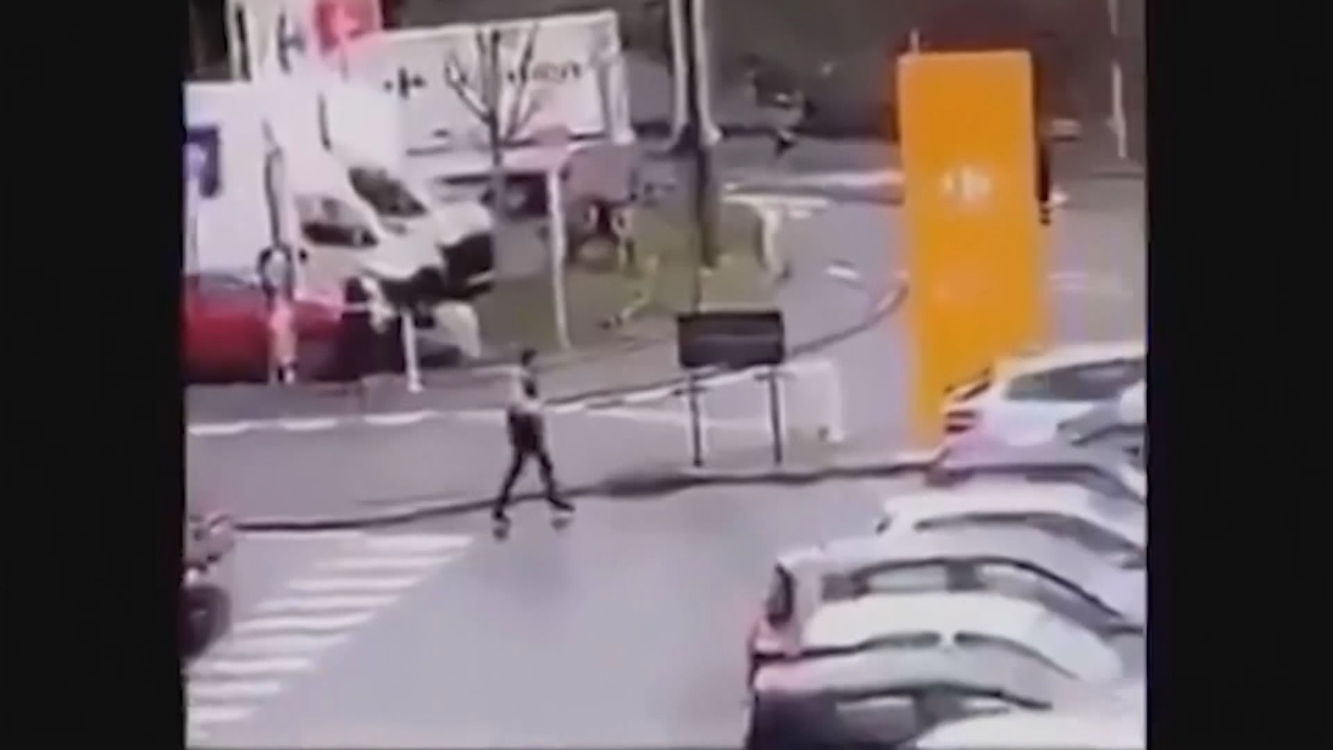 法國男子持刀襲擊事件改列恐襲案調查