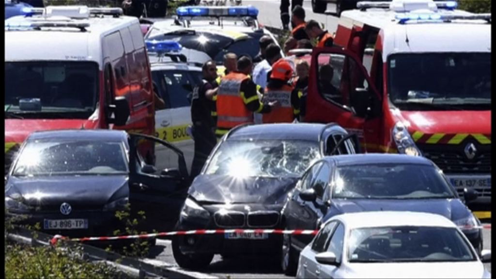 法國士兵遭撞傷釀6傷　警方開槍制服疑犯