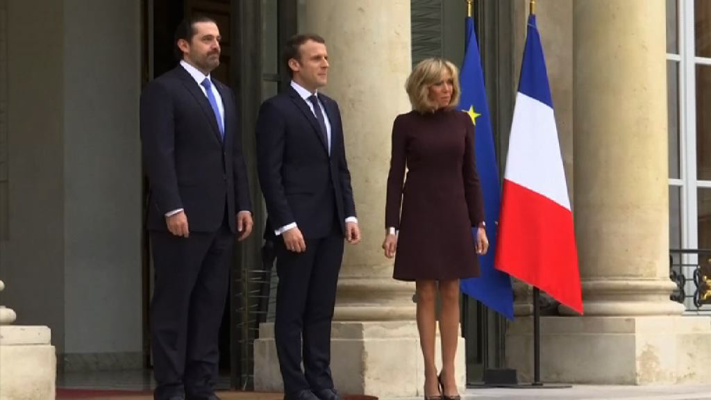 法國第一夫人拒當「背後的女人」