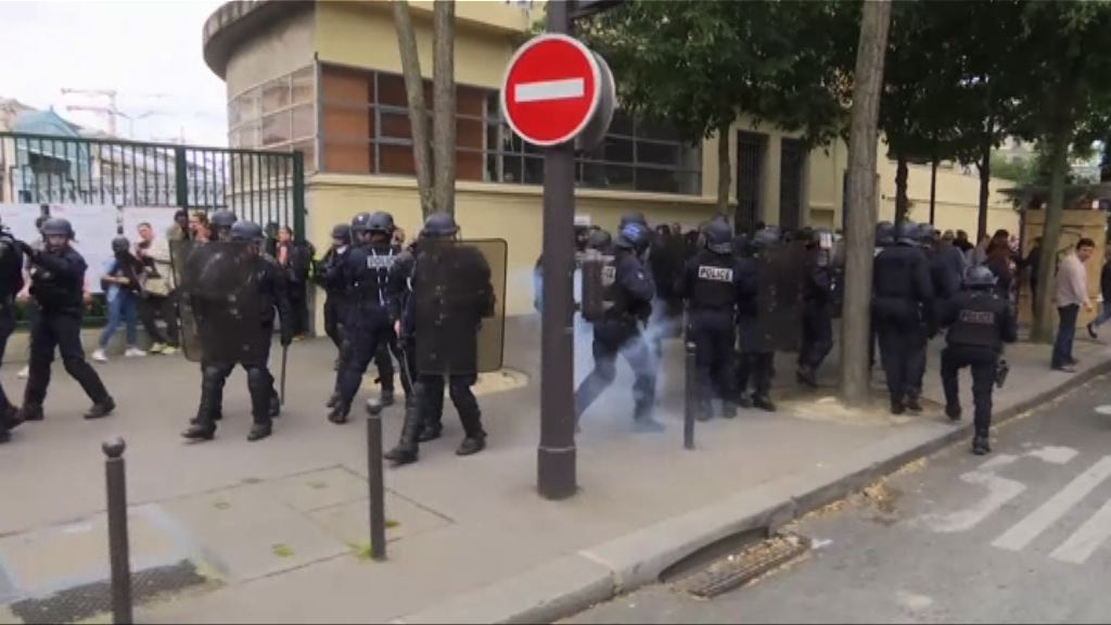 法參議院示威聲中通過新勞工法