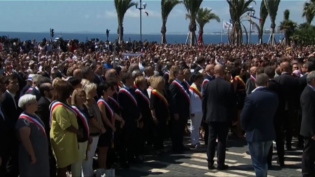 法國領袖分別出席尼斯恐襲悼念