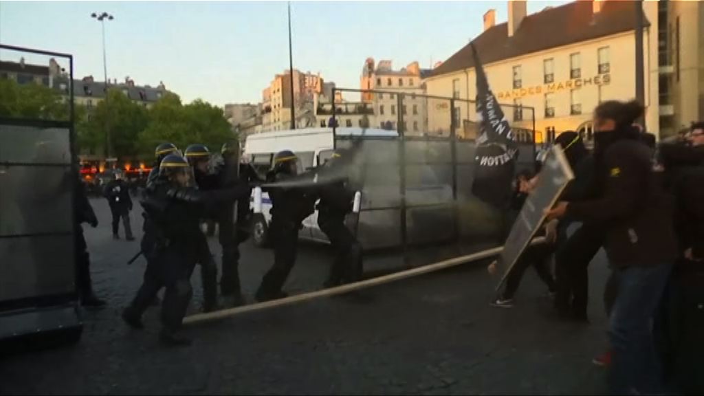 反瑪麗勒龐示威者與警衝突