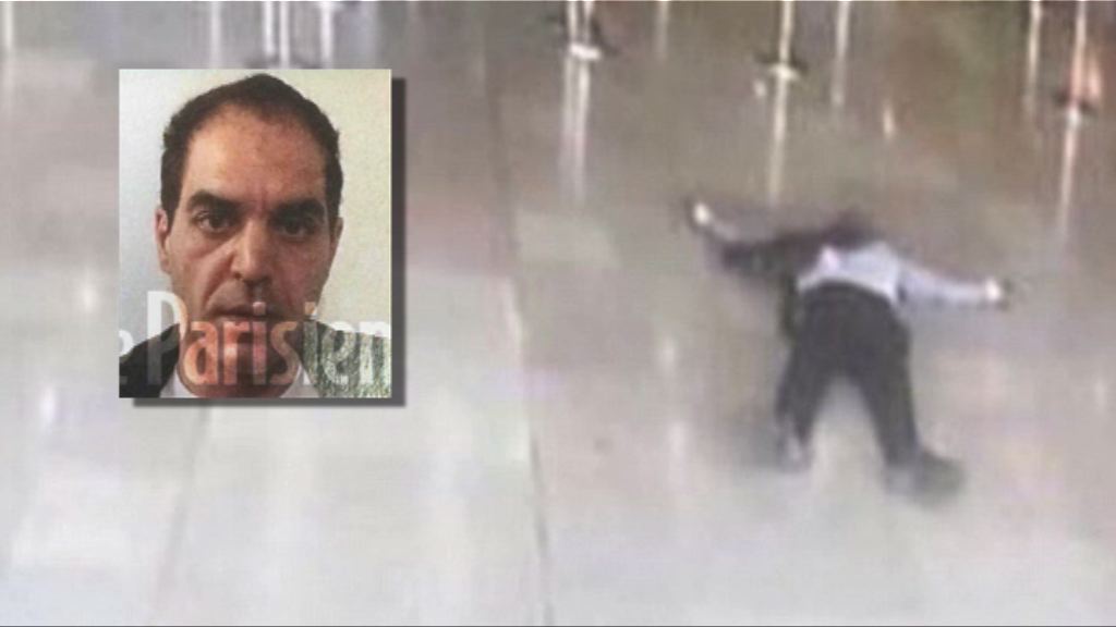 法國調查機場槍擊案疑犯是否受酒精等影響