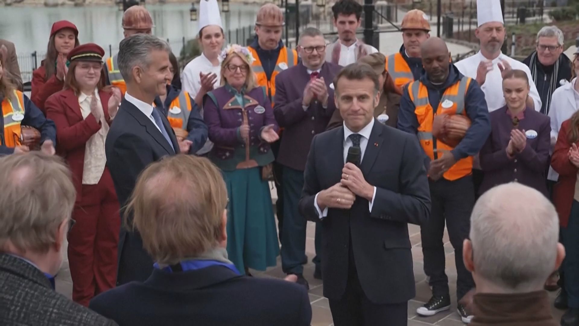 巴黎迪士尼「魔雪奇緣」新園區周日正式開放　馬克龍到樂園視察