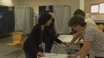 法國國民議會選舉首輪投票 極右國民聯盟有望上台執政