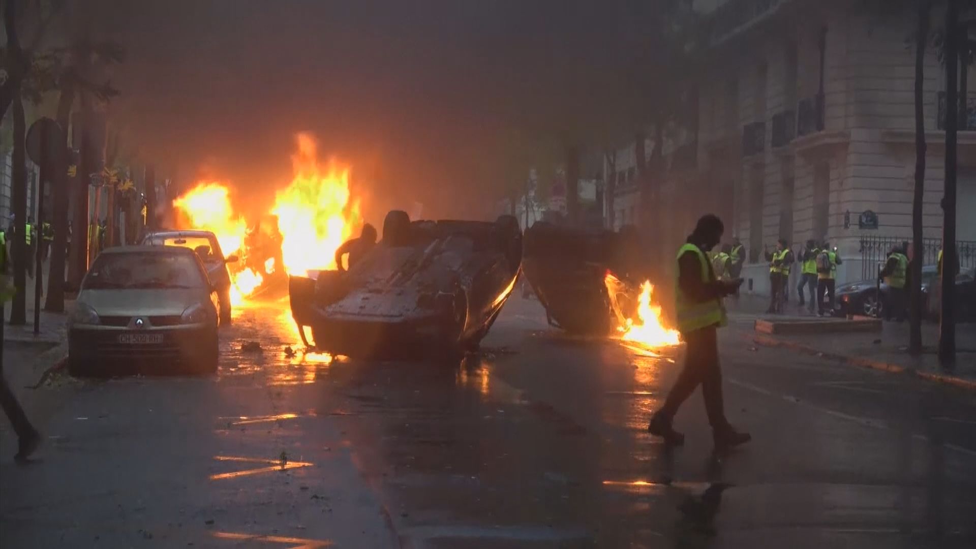 法國警方指周六衝突規模前所未見