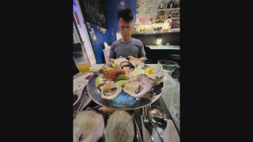 29歲男涉扮消防員約會女子　食飯走數被捕