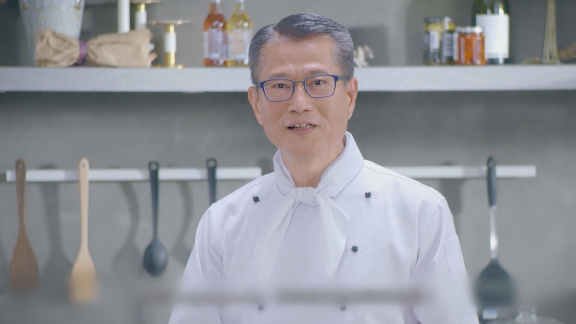 陳茂波：最新預算案封面顏色代表對未來懷抱希望