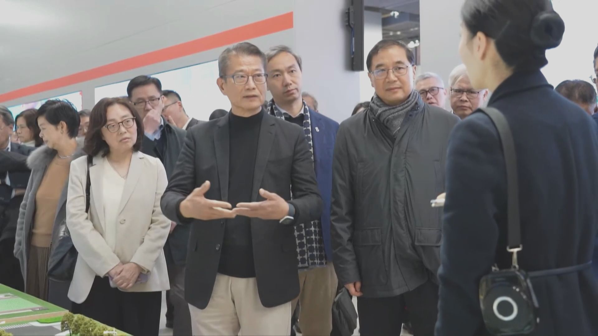 陳茂波：要以四中全會精神為指導融入國家發展大局