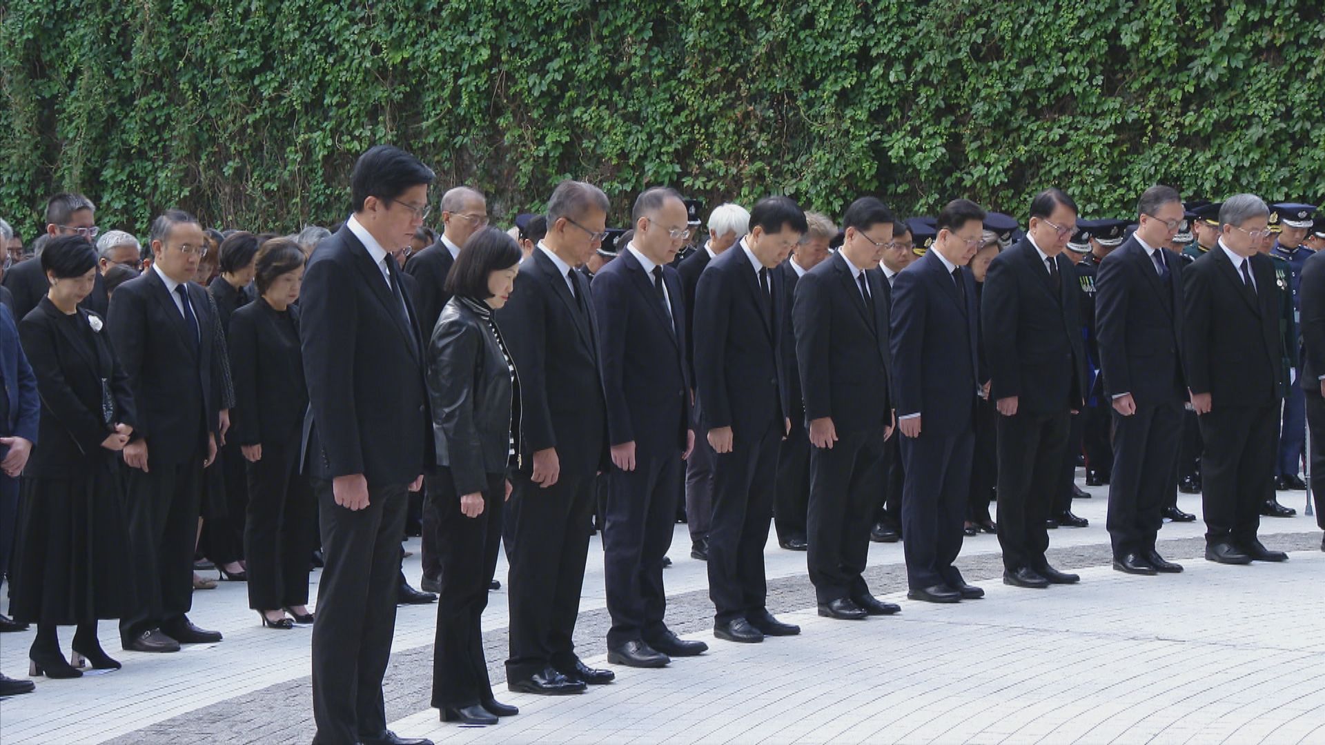 宏福苑五級火災｜陳茂波：哀慟傷痛貫穿整座城市　部門積極投入支援