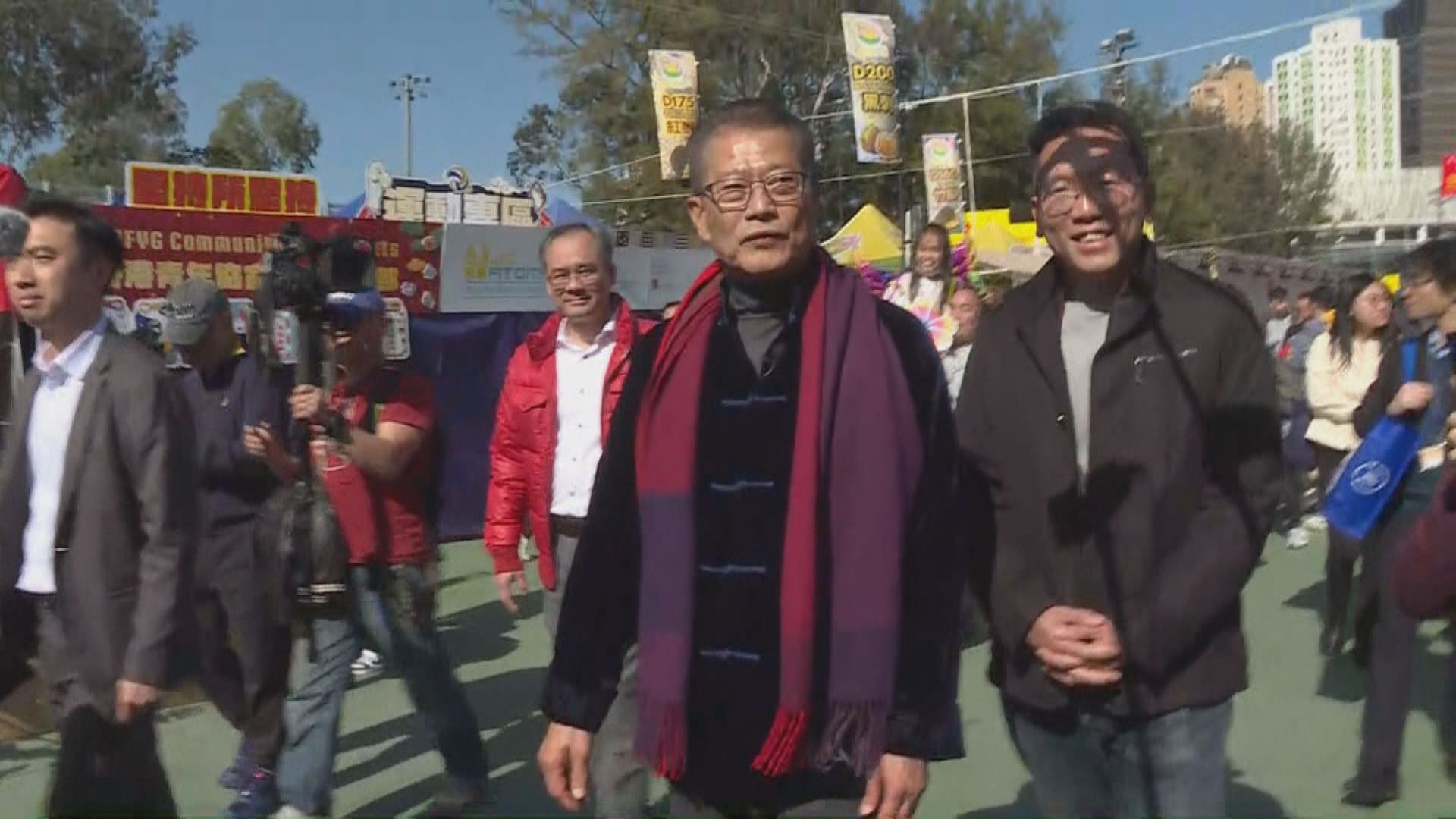 陳茂波逛維園年宵