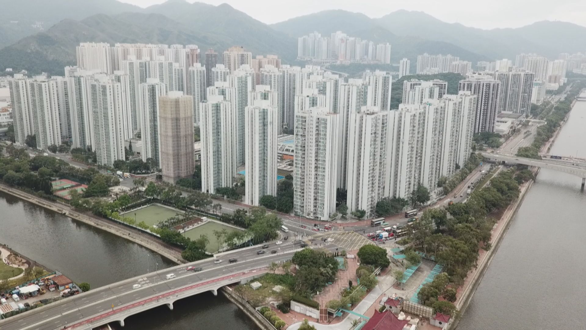 黃偉綸：逾七成改劃土地撥作發展公營房屋 