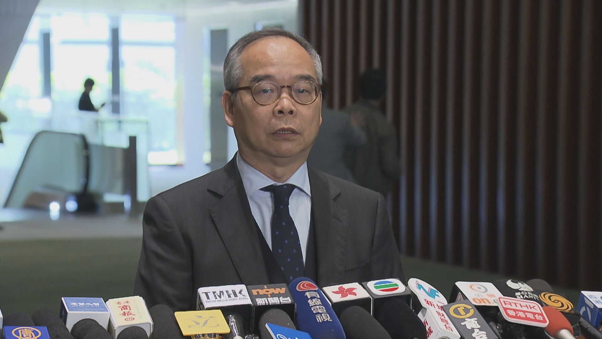 政府考慮公眾秩序及安全　取消年初二煙花