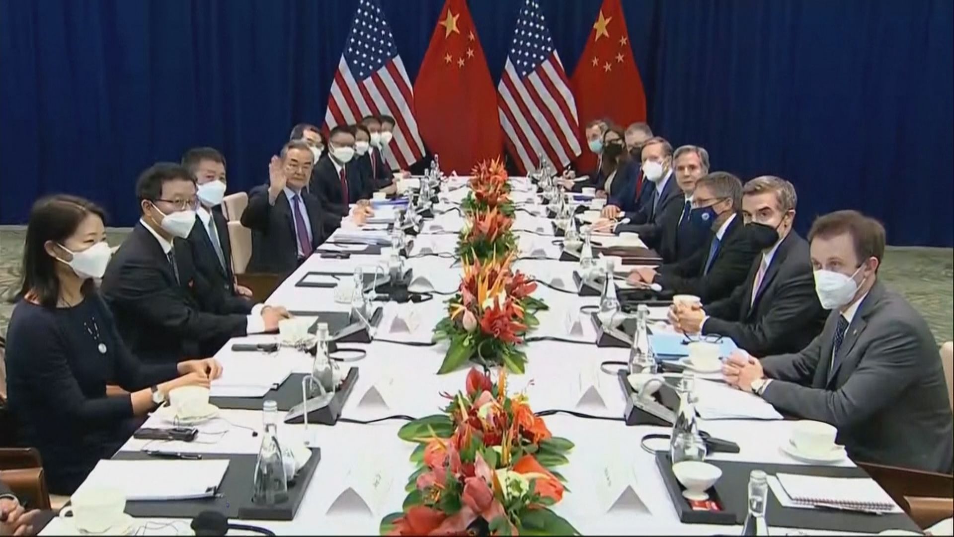 王毅與布林肯在印尼會面