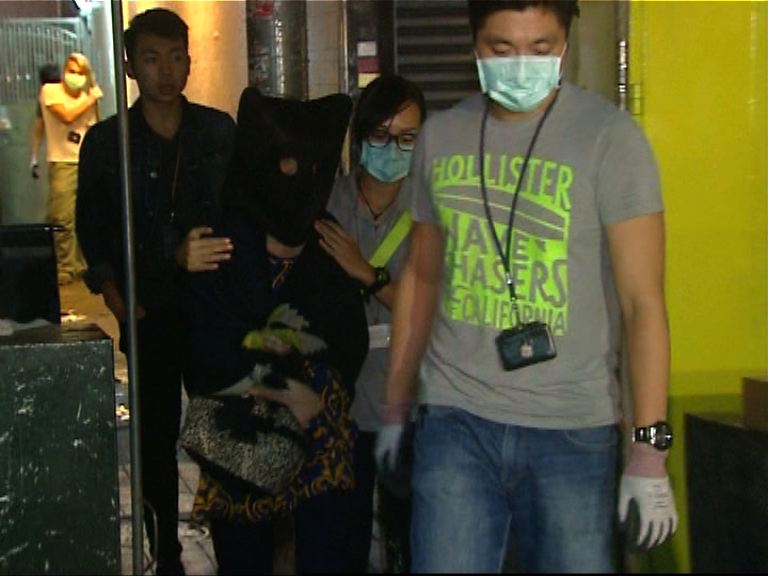 警方深水埗破非法賭檔拘14人