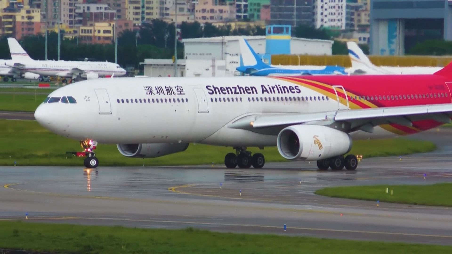 南非抵深圳航班32名乘客確診　部分感染印度變種病毒