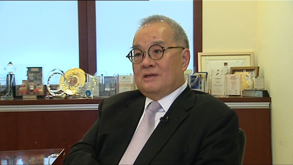 鄭慕智：應先檢討定位才考慮設新板