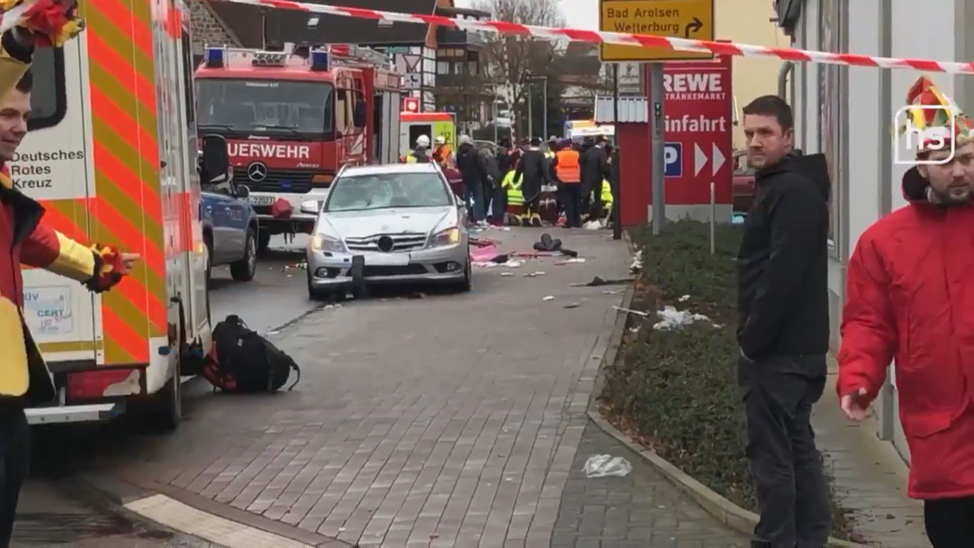 德國有車衝入嘉年華多人受傷