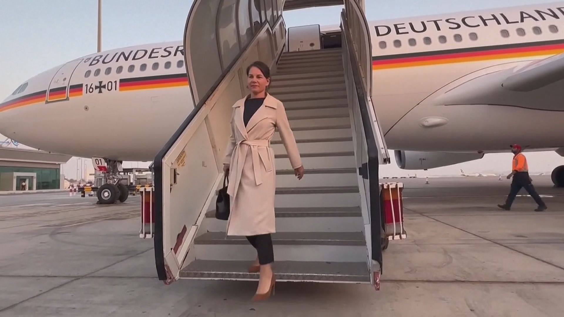 德國外長專機故障兩度折返 取消訪問印太地區