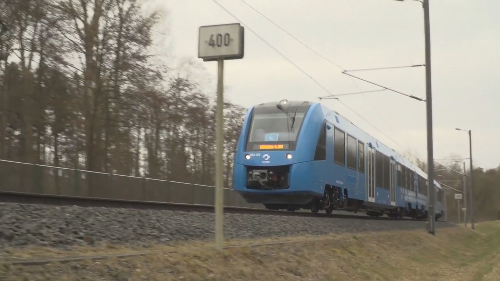 全球首架氫氣列車在德國投入服務