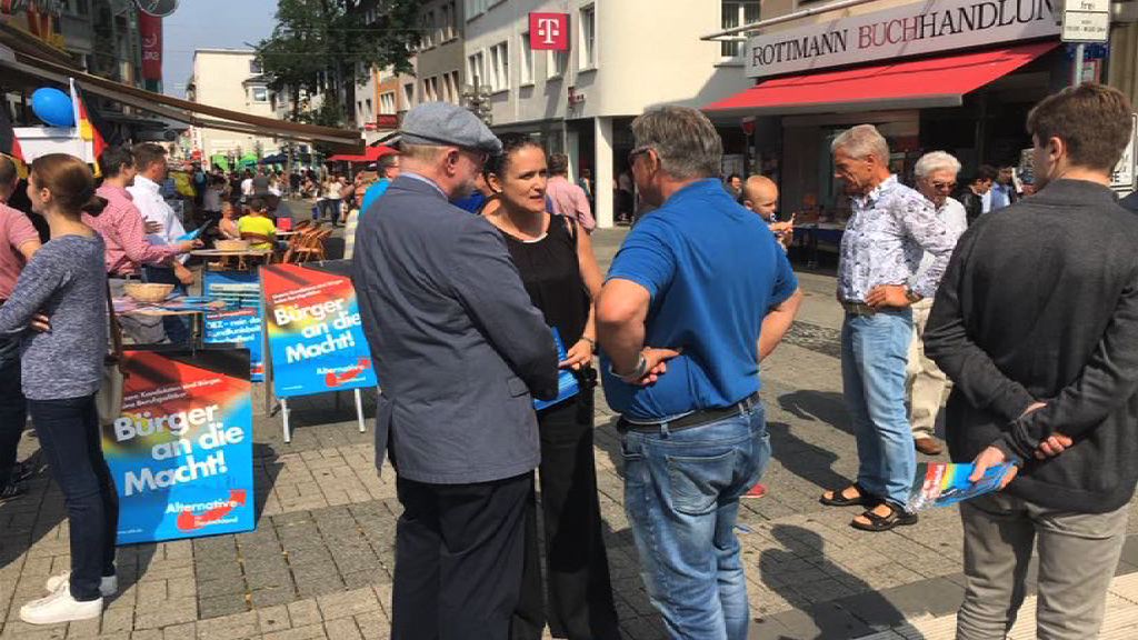 德國右翼政黨街站派胡椒噴霧惹批評