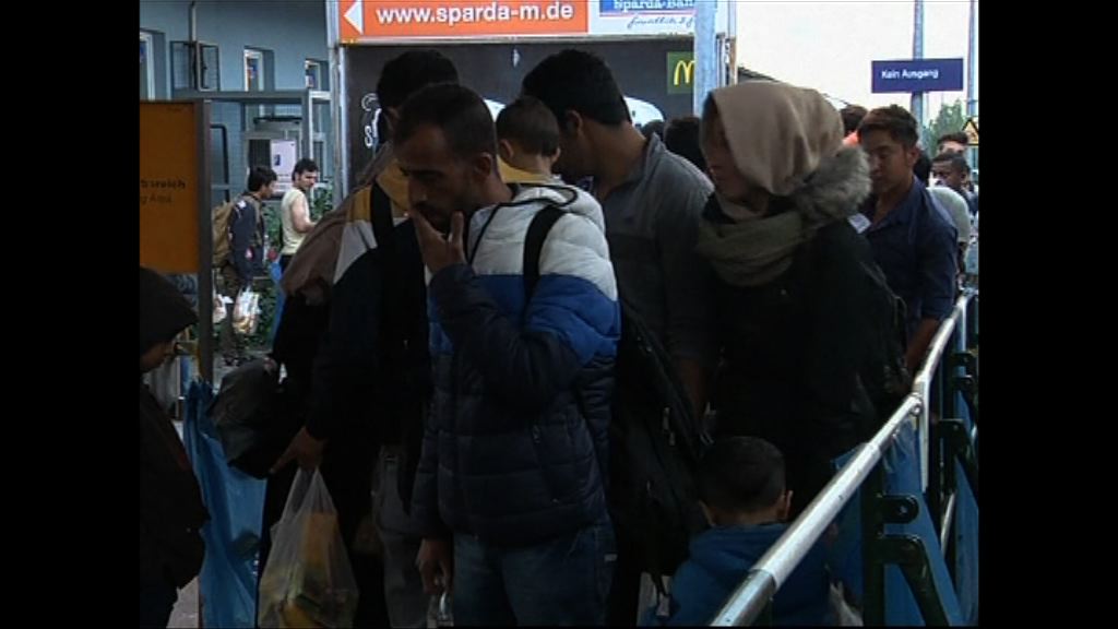 德國執政黨在接收難民議題出現矛盾