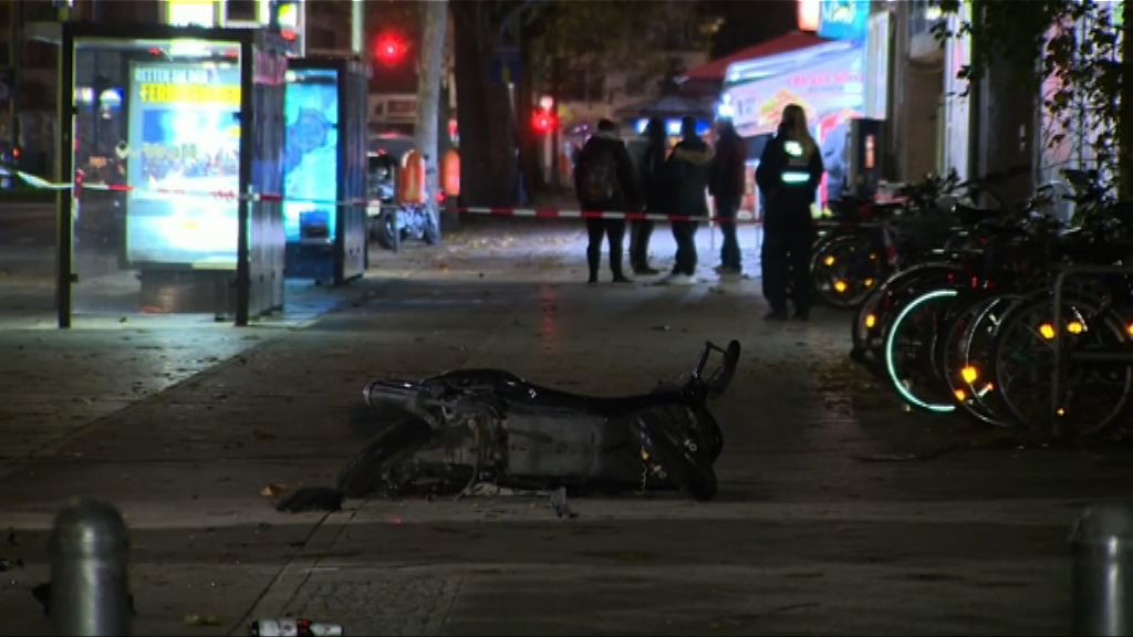 德國柏林有汽車撞向途人