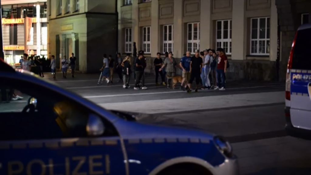 德國右翼分子與難民再起衝突