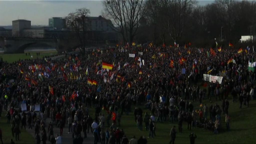 德、法右翼分子舉行反難民示威