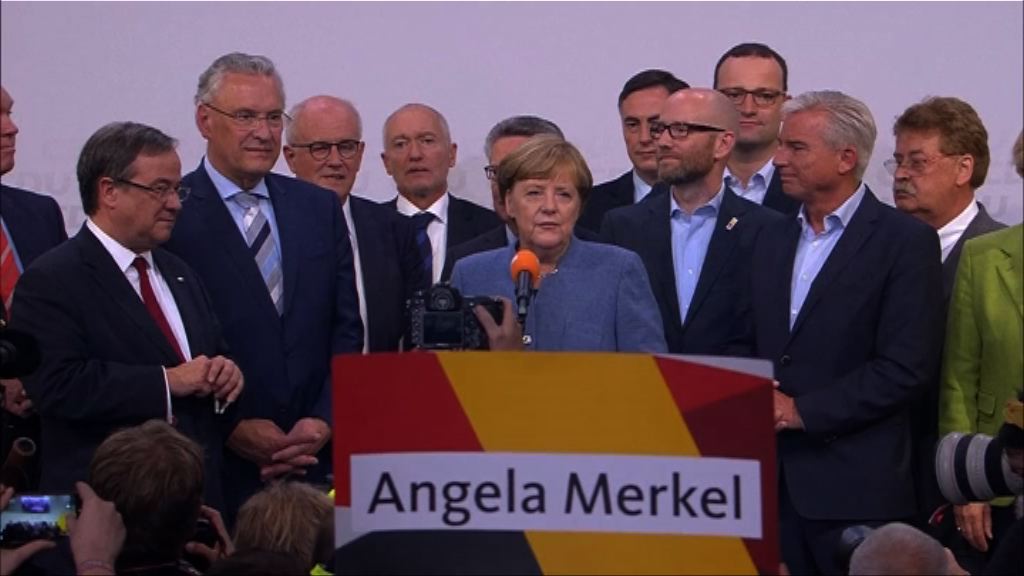 默克爾籌組聯合政府談判陷入膠着