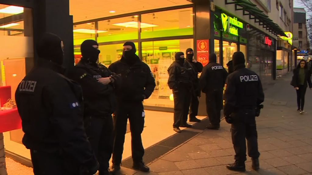 德警柏林多處突擊搜查　或與襲擊市集案有關