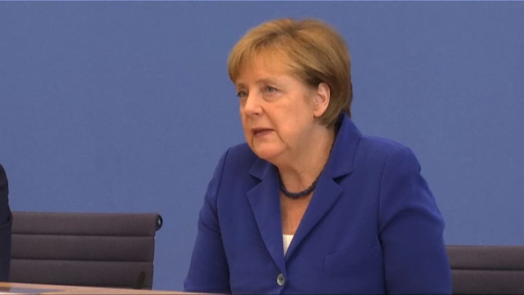 默克爾為不封頂難民政策辯護