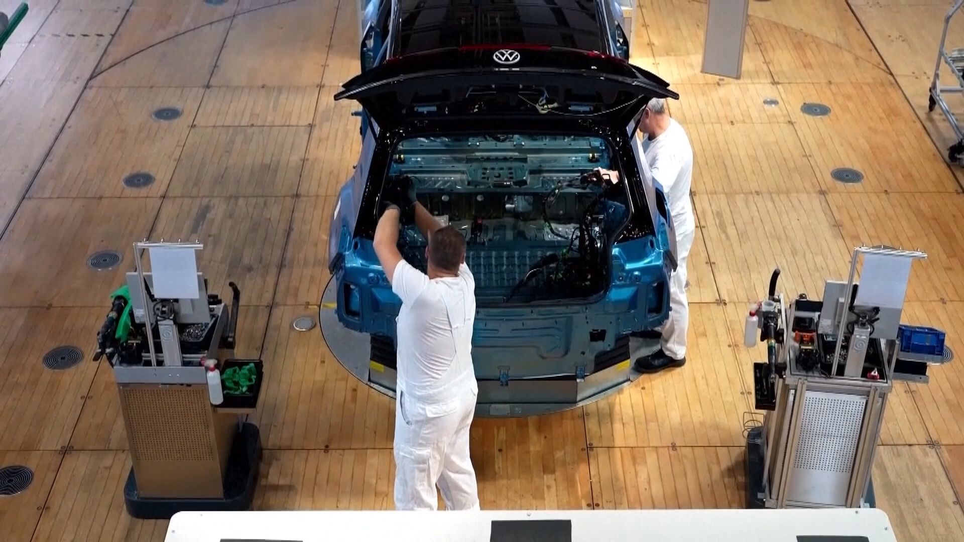 大眾汽車將再裁員5萬人　大幅精簡產品線