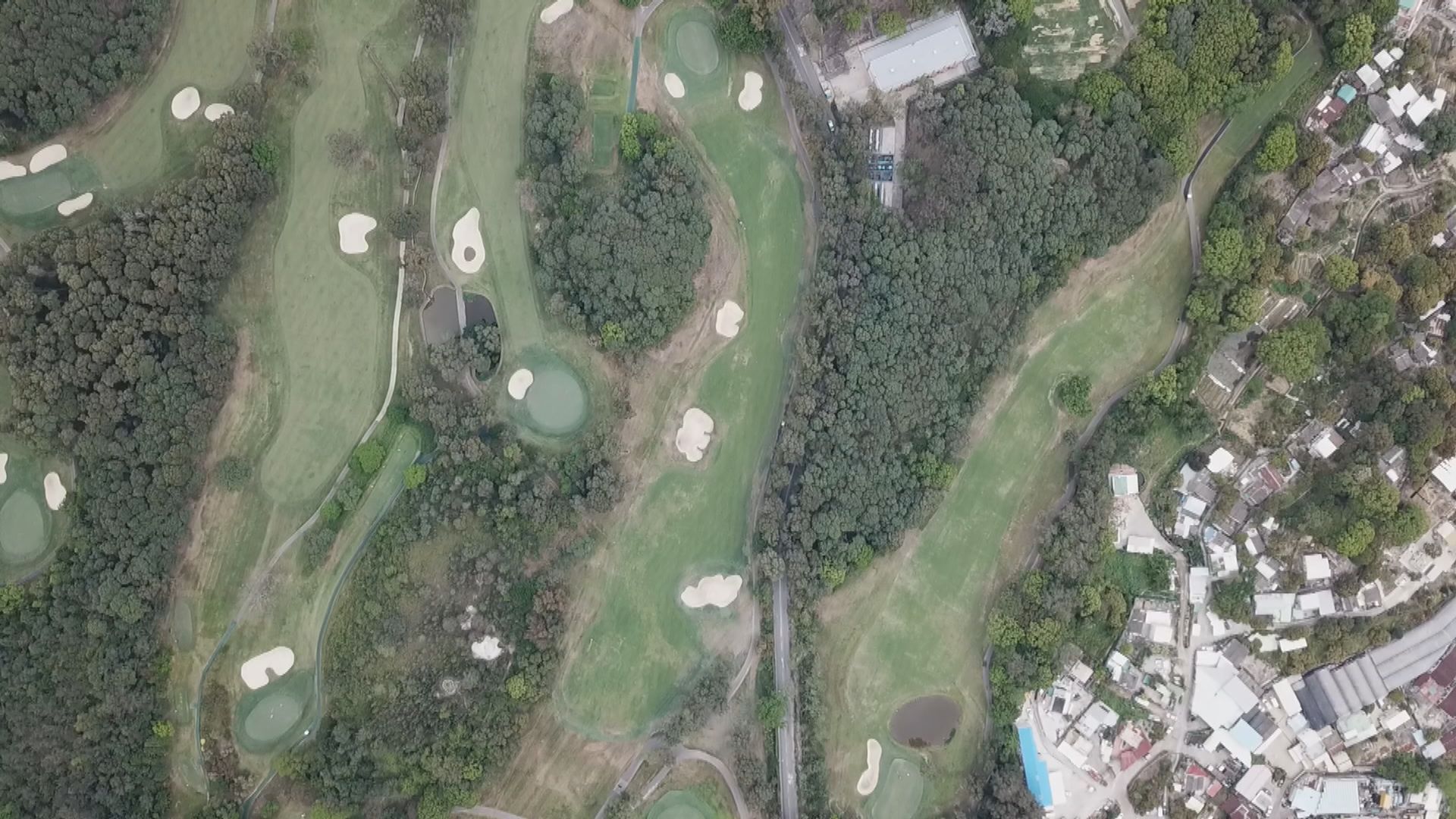 李家超：將研是否就高球場環評案上訴　不影響整體公屋供應