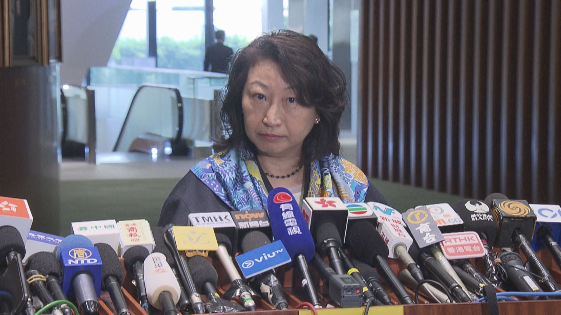 鄭若驊持八項物業兩個在內地　楊潤雄及陳帆未持有物業