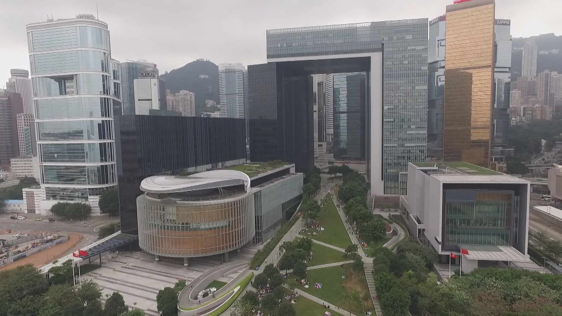 政府指坊間出現懲教署生產口罩不足為奇