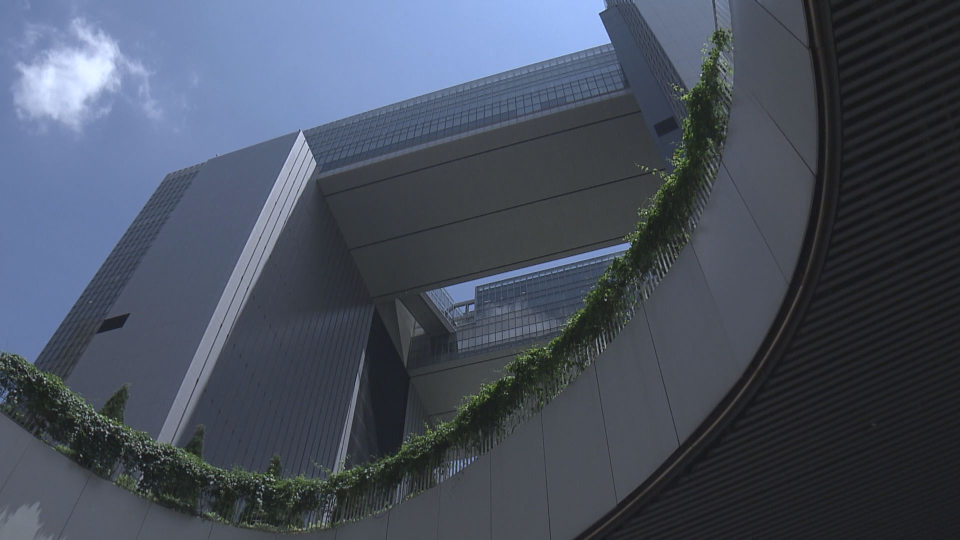 政府延長特別上班安排至3月1日