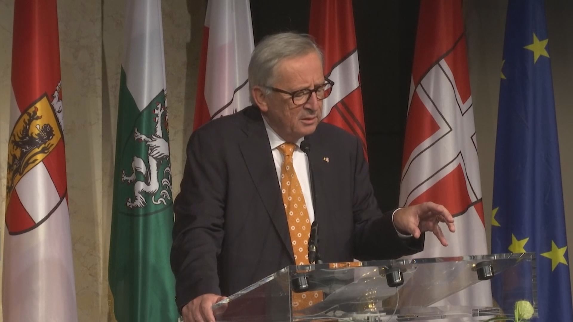 【環球薈報】容克模仿文翠珊舞姿惹批評