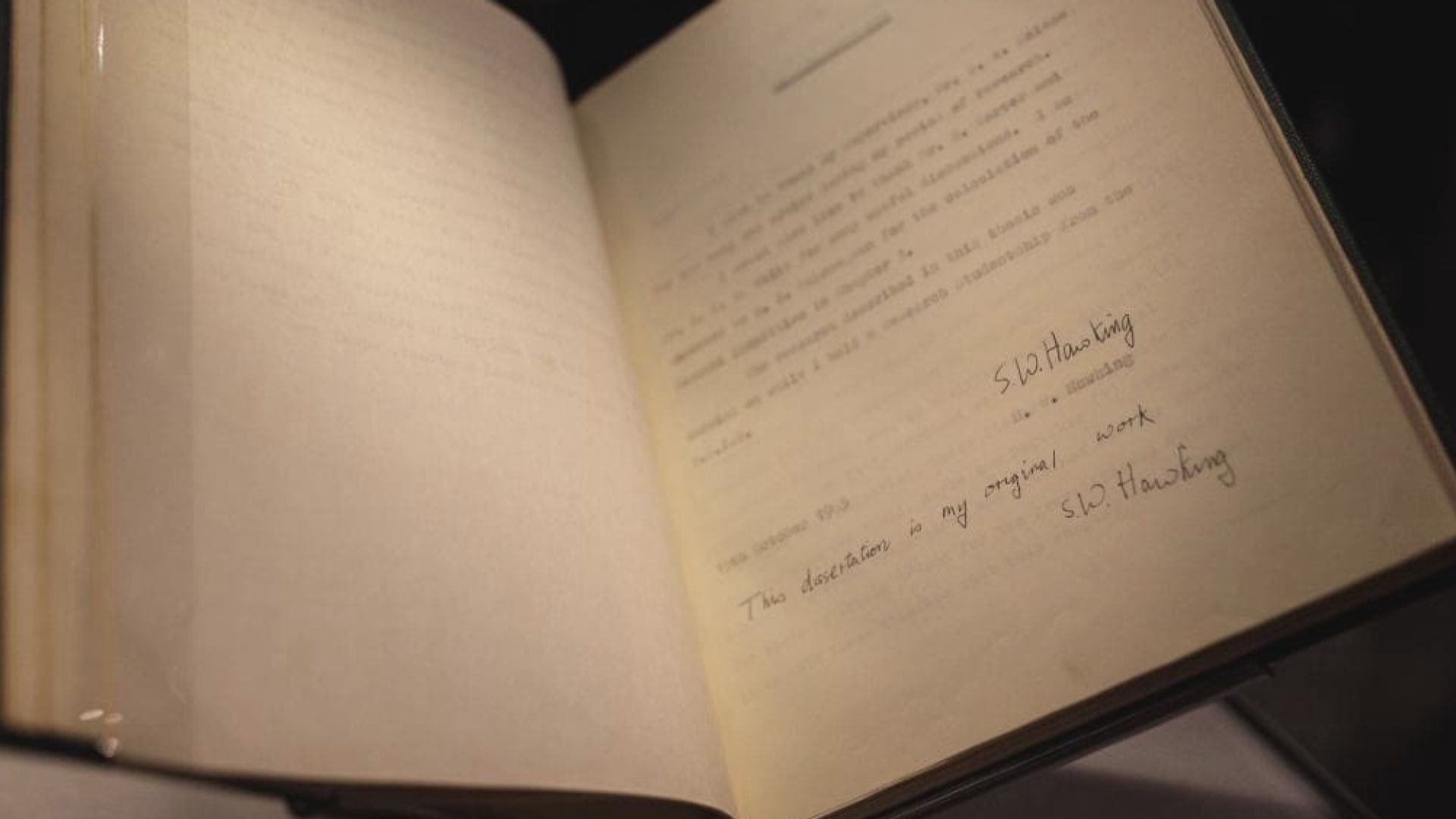 【環球薈報】霍金遺物拍賣為漸凍人籌得巨額善款