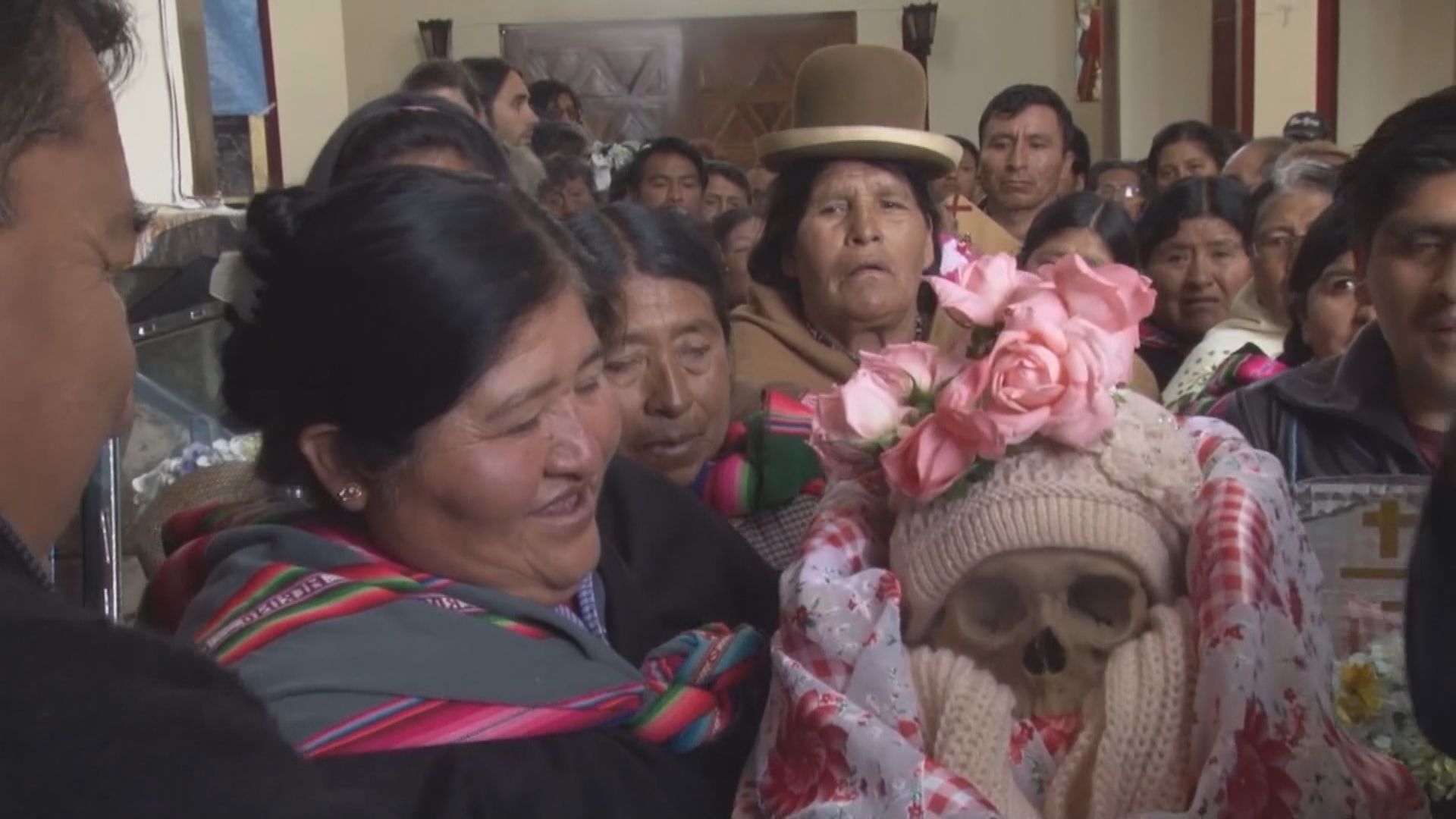 【環球薈報】玻利維亞舉行傳統頭骨慶典