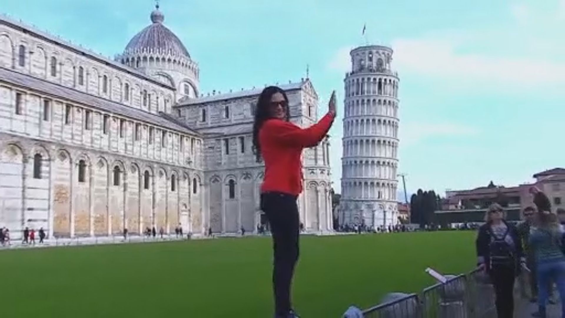 【環球薈報】意大利比薩斜塔被扶直4厘米