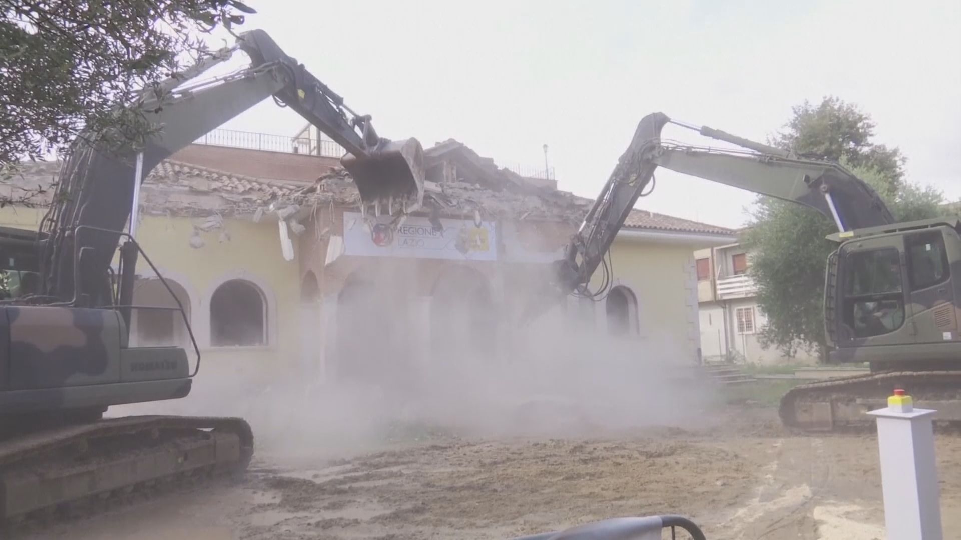 【環球薈報】意內政部長親身拆毀犯罪集團豪宅