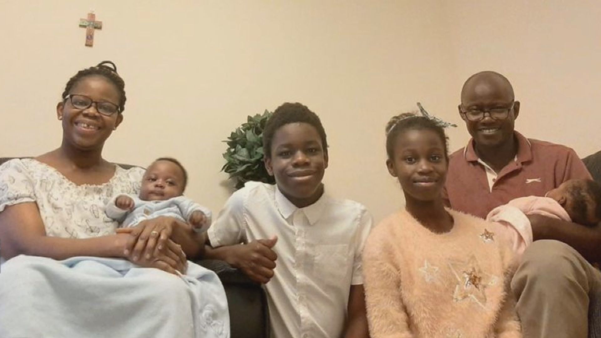 【環球薈報】孕婦確診新冠病毒昏迷期間剖腹產龍鳳胎