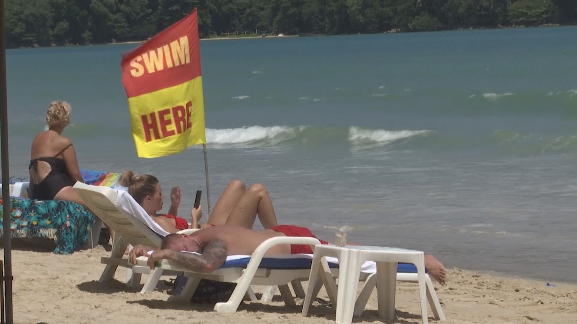 【環球薈報】泰國禁在國家海洋公園用含四種有害物質防曬產品