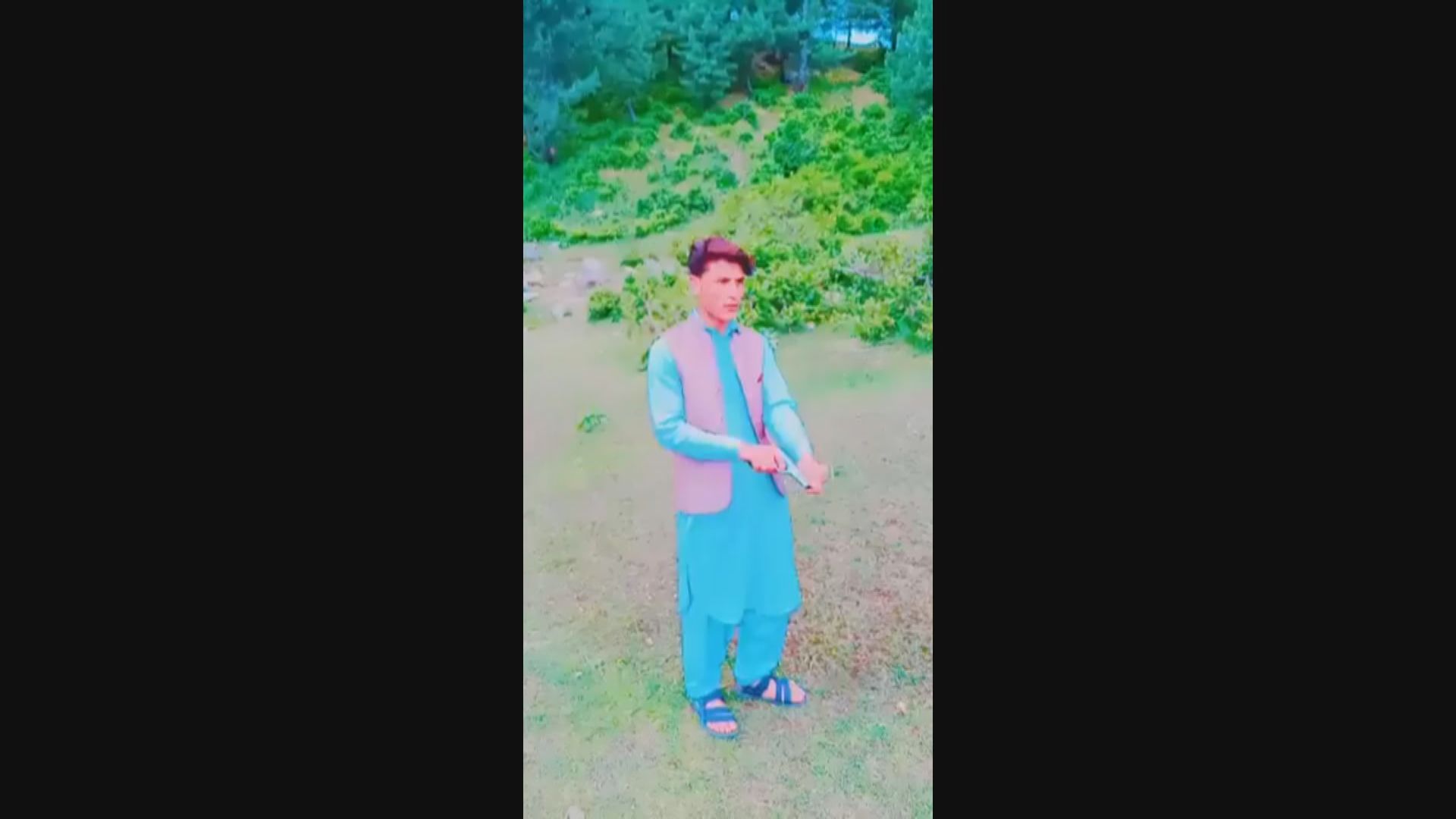 【環球薈報】拍片假裝開槍　巴基斯坦網紅男意外自轟亡