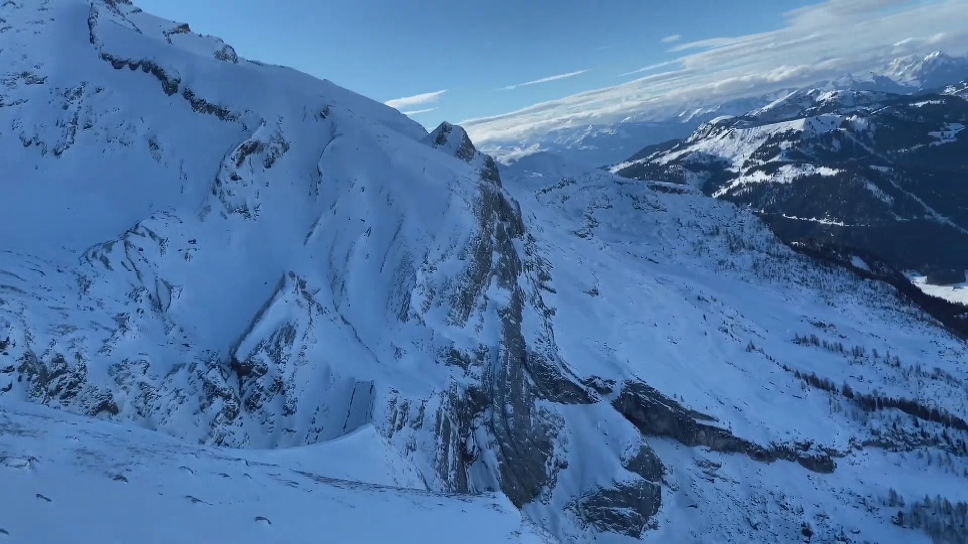 【環球薈報】監測組織發現瑞士冰川正以一世紀以來最快速度融化