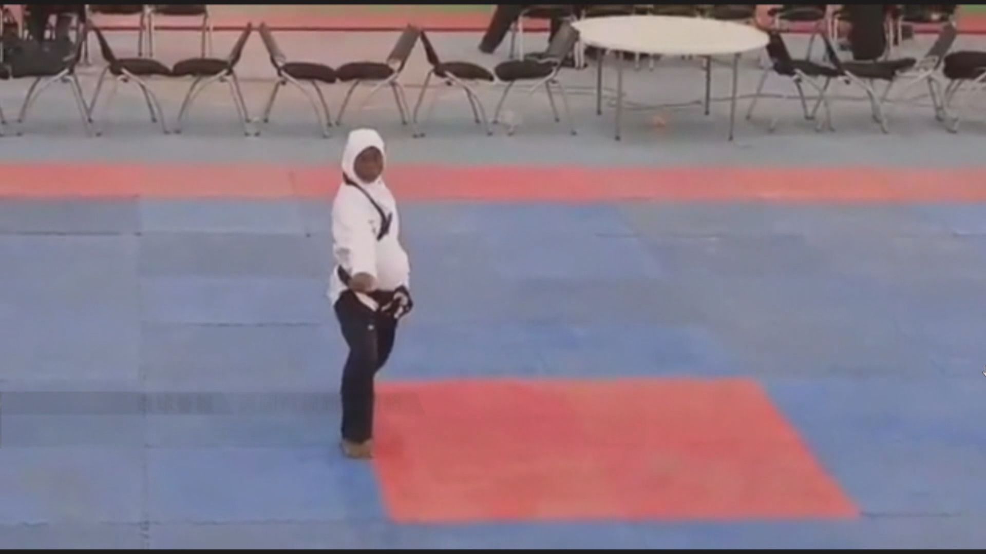 【環球薈報】尼日利亞孕婦贏得跆拳道品勢比賽冠軍