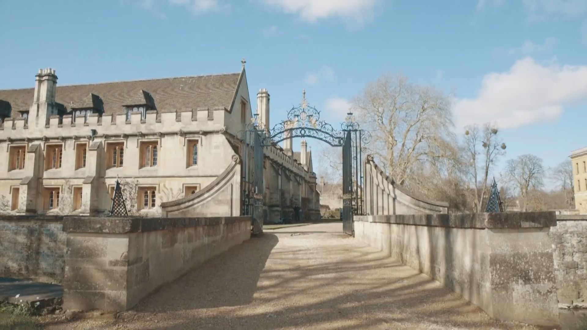 【環球薈報】牛津大學有學生組織拆除女王畫像　稱「代表殖民主義」